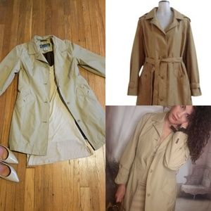 Columbia Sport trench coat